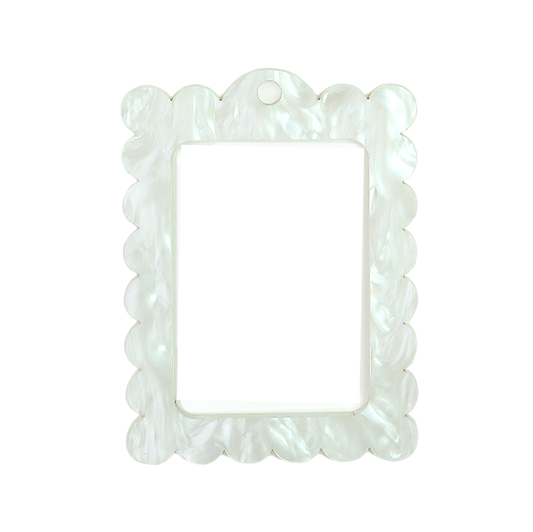 Bag Tag: Large Scallop Rectangle: Pearl White
