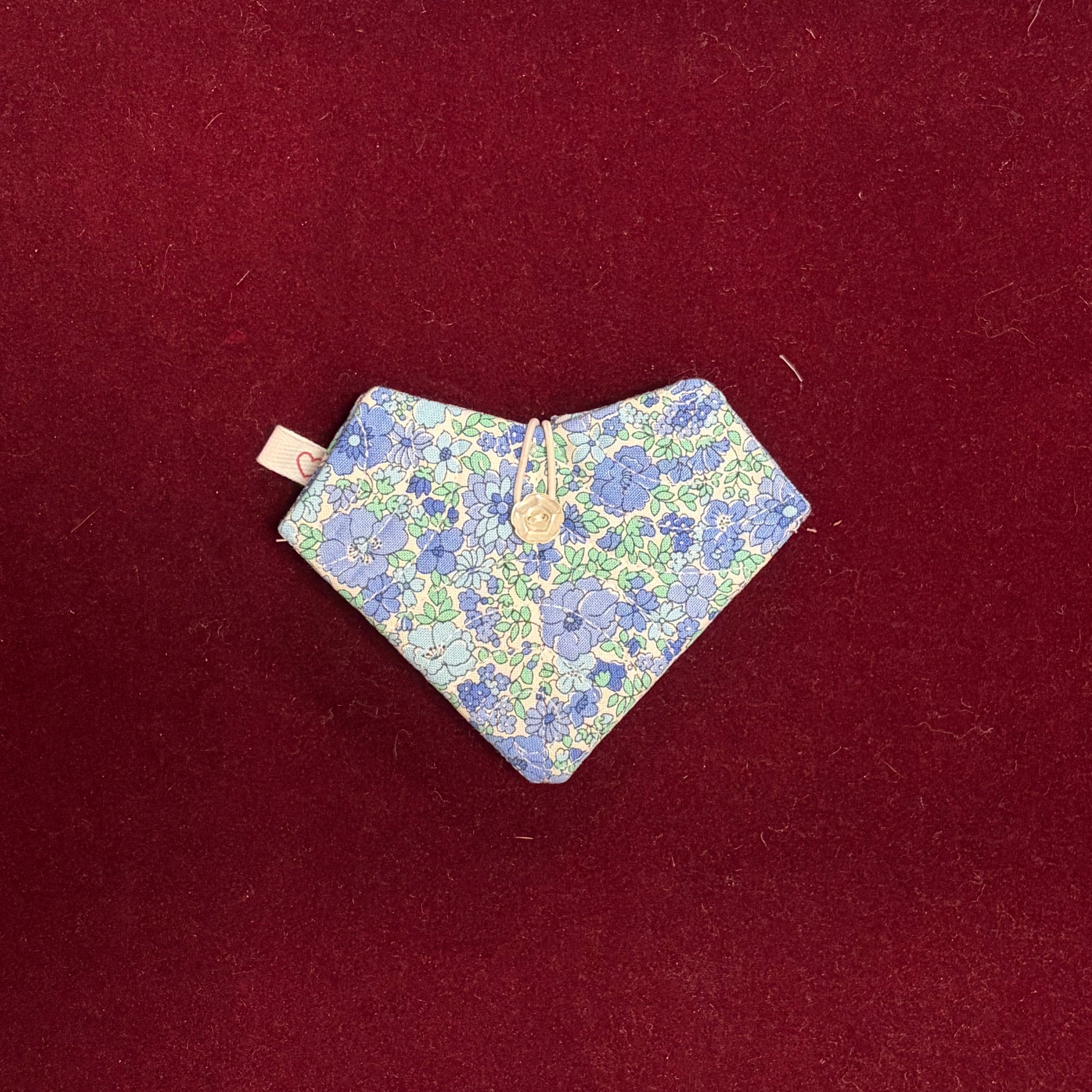 Merry L Needle Hearts-Accessories-Merry L. Needlework Accessories-Blue and Green Floral-The Pepper Pot