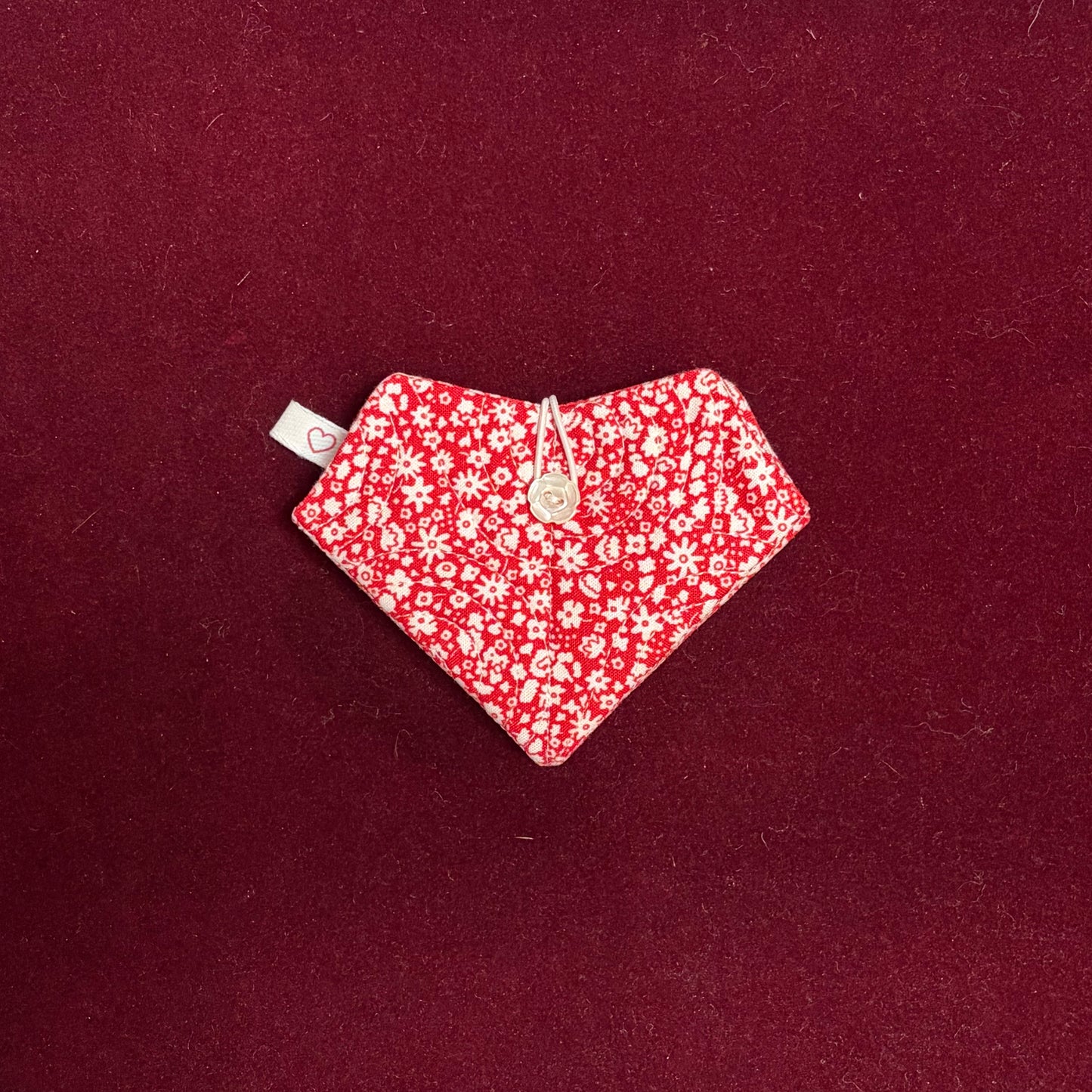 Merry L Needle Hearts-Accessories-Merry L. Needlework Accessories-Red and White Floral-The Pepper Pot