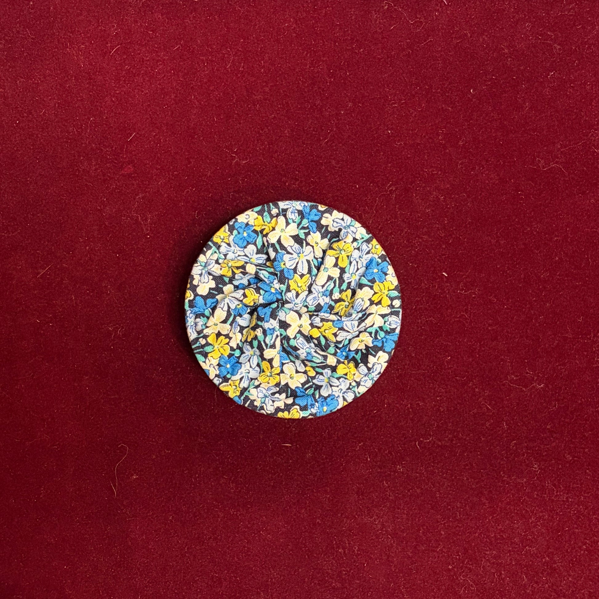 Merry L Thread Catcher- Collapsible-Accessories-Merry L. Needlework Accessories-Yellow, Baby Blue, Navy-The Pepper Pot