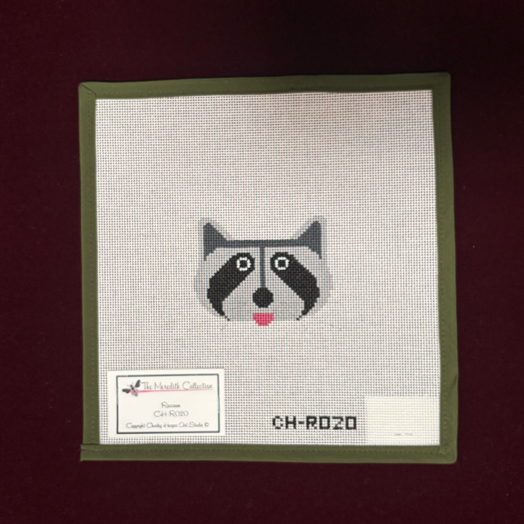 Raccoon-Canvas-The Meredith Collection-The Pepper Pot