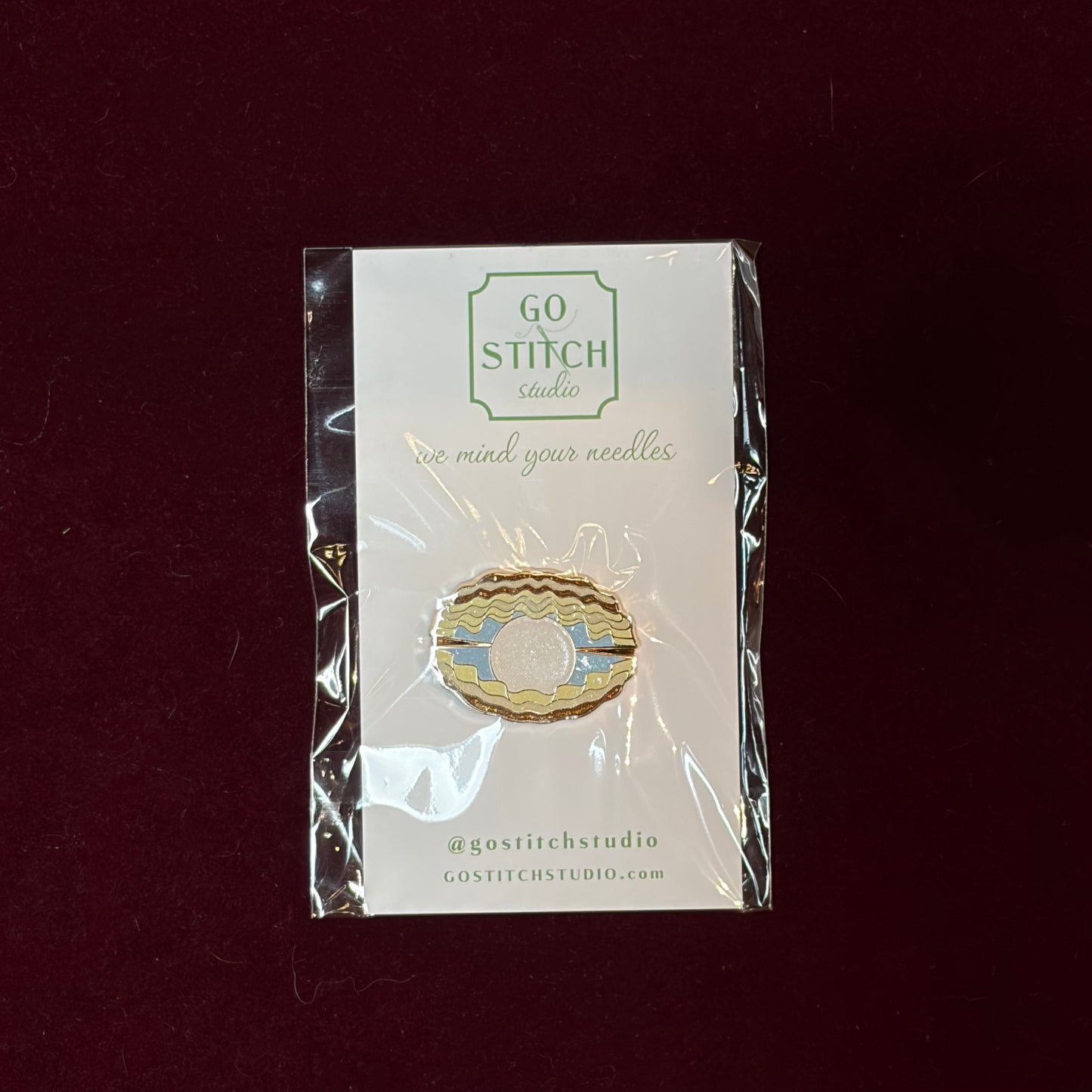 Scallop Pearl Needle Minder with Glitter Accents-Needle Minder-Go Stitch Studio-The Pepper Pot